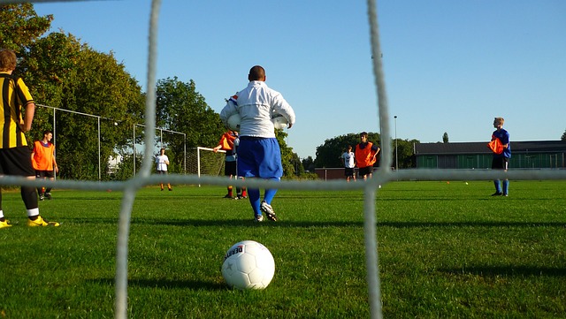 广东3消息！徐昕深夜回击杜锋，陈家政伤情更新，张皓嘉被放弃
