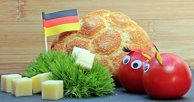 阿尔瓦雷斯谈欧冠争议点球：我看了一千次，如果.